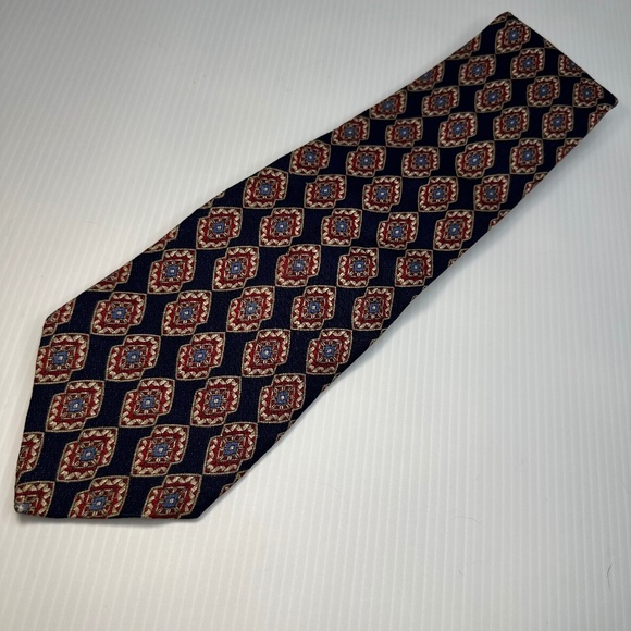Today’s Man Blue Red Hand Made 100% Silk Men’s Neck Tie Made In Italy - Picture 2 of 4